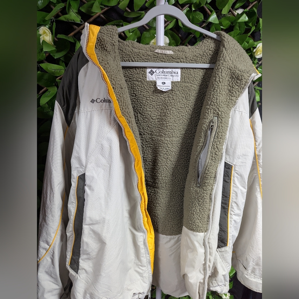 Columbia Gray and White Raincoat with Hood